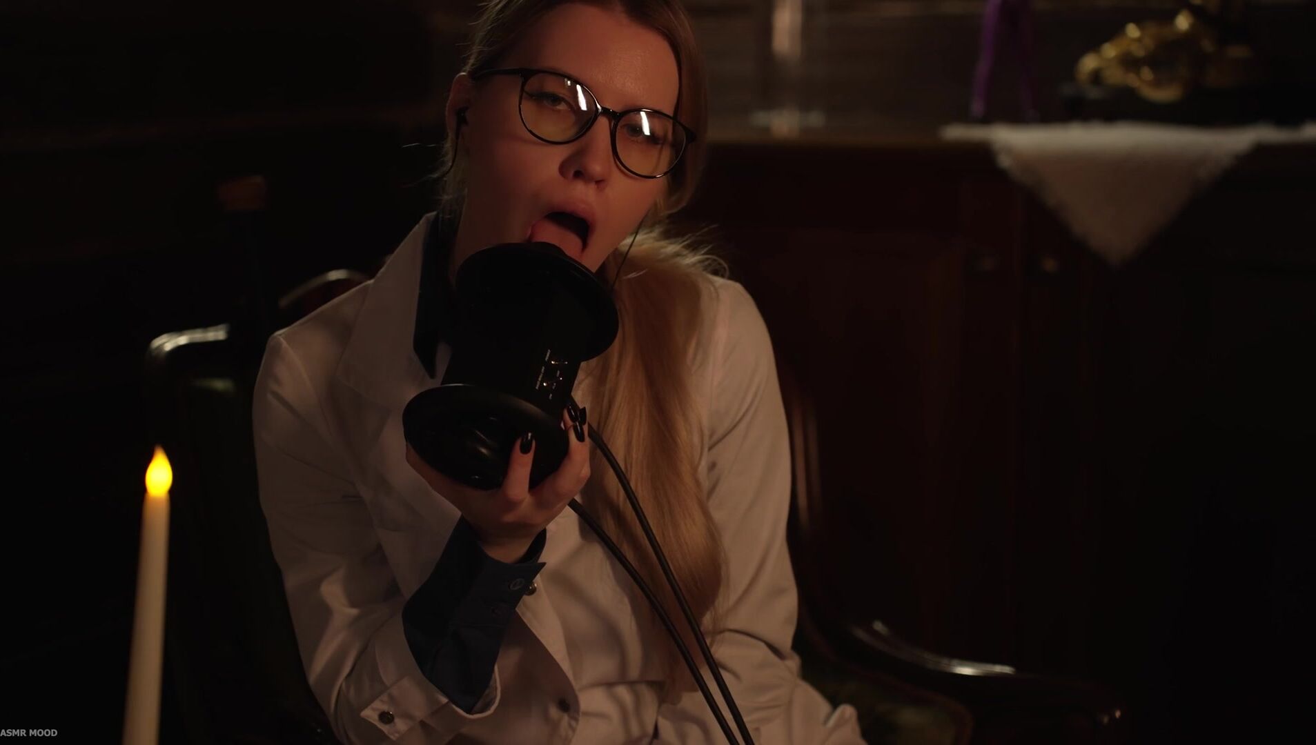 MOOD ASMR - 19 October 2025 - ASMR Dr. Harleen Quinzel | Breath, Kisses, Echo