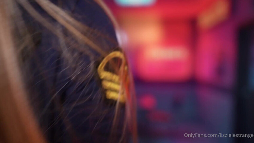 LizzieLestrange - ASMR Police Roleplay- Badge Taps & Triggering Whispers