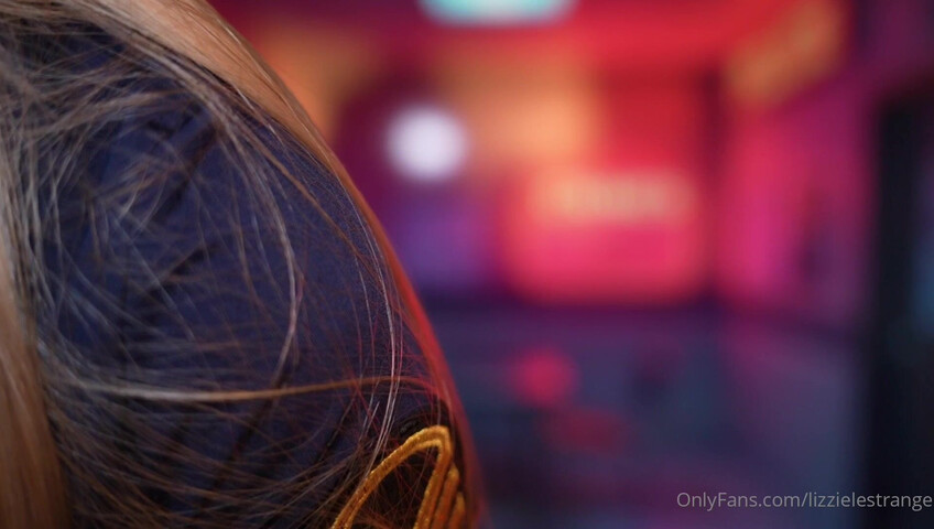 LizzieLestrange - ASMR Police Roleplay- Badge Taps & Triggering Whispers