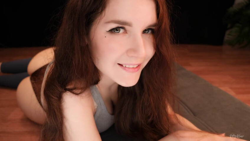 KittyKlaw ASMR - Wet Mouth Sounds & Toned Legs in Yoga Pants