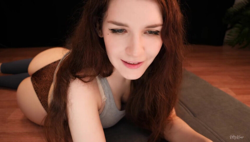 KittyKlaw ASMR - Wet Mouth Sounds & Toned Legs in Yoga Pants