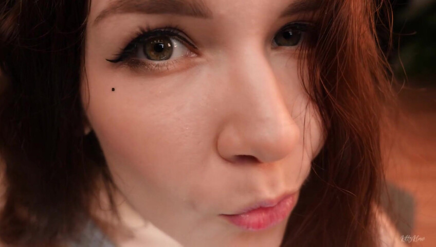 KittyKlaw ASMR - Wet Mouth Sounds & Toned Legs in Yoga Pants