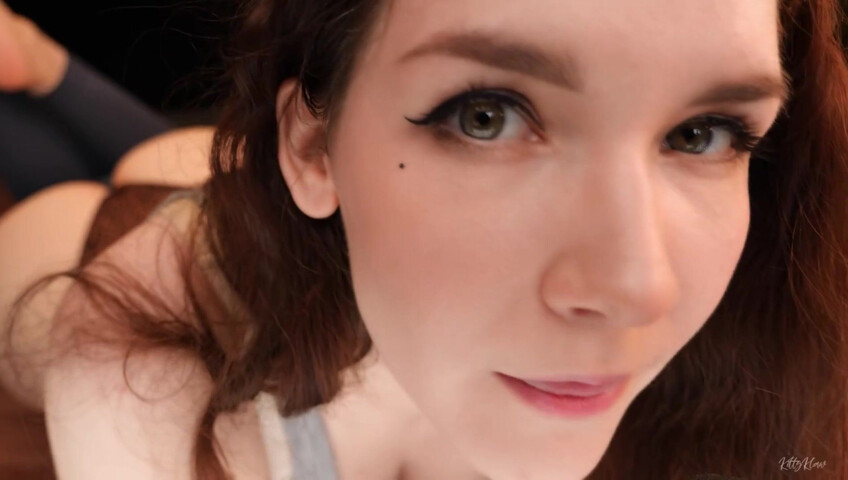 KittyKlaw ASMR - Wet Mouth Sounds & Toned Legs in Yoga Pants