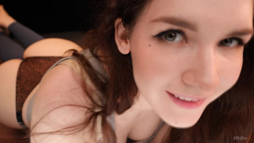 KittyKlaw ASMR - Wet Mouth Sounds & Toned Legs in Yoga Pants