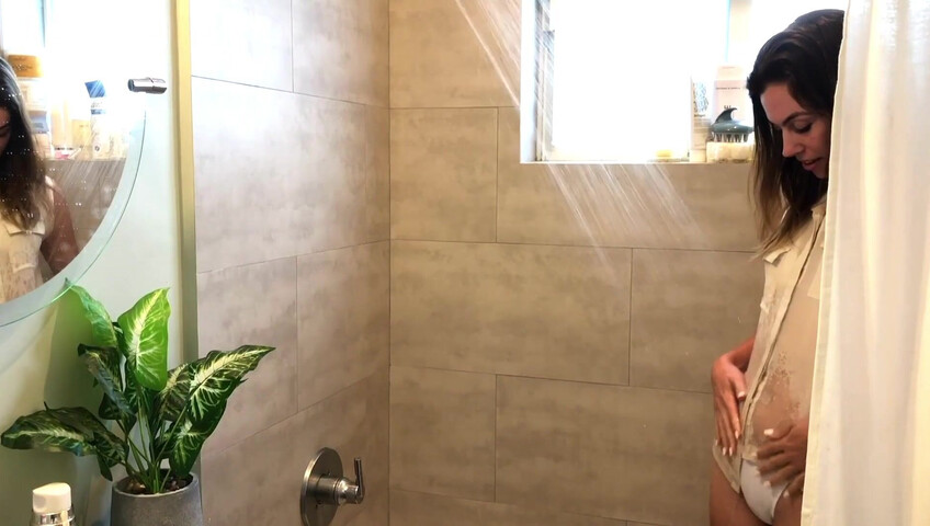 Miss Bell ASMR - Catch Me In The Shower - Night School