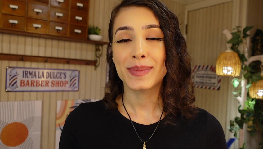 Irma La Dulce - Thunderstorm Blackout- MILF Barber LOVESTORY