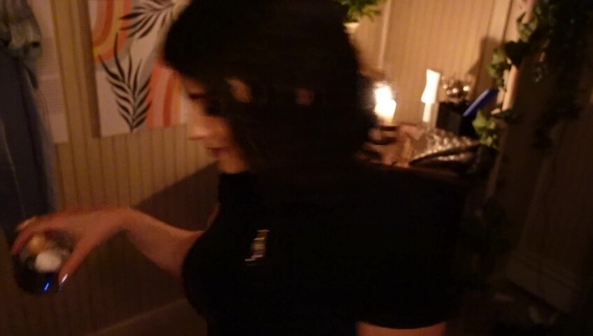 Irma La Dulce - Thunderstorm Blackout- MILF Barber LOVESTORY