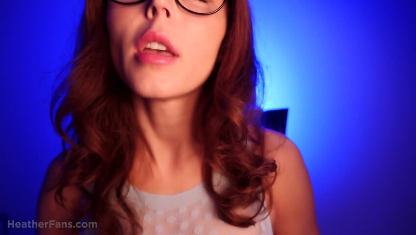 HeatheredEffect - Patreon Aug Exclusive | Kiss ASMR