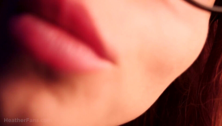 HeatheredEffect - Patreon Aug Exclusive | Kiss ASMR