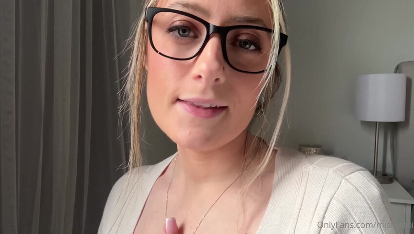 Cassi ASMR - 20 October 2025 - Teacher Makes You Spot The Differences