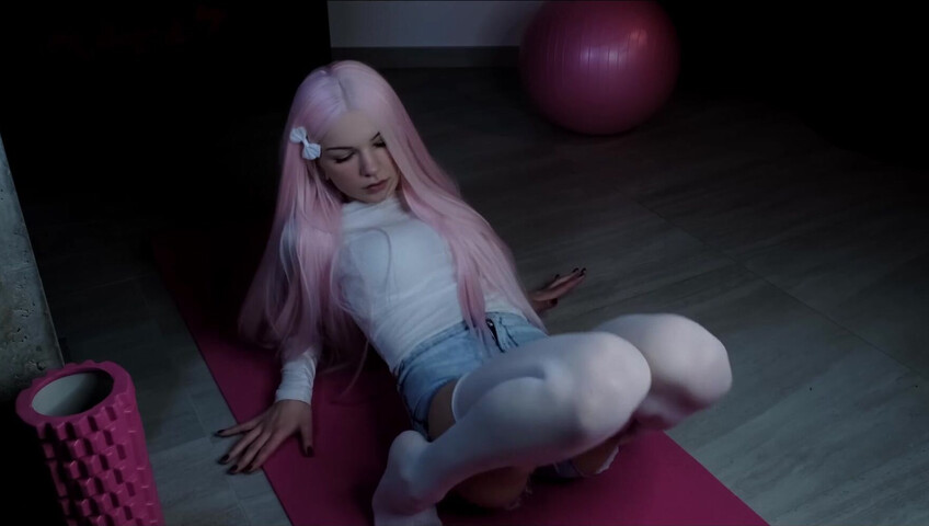 Soly ASMR – Sexy Yoga Time