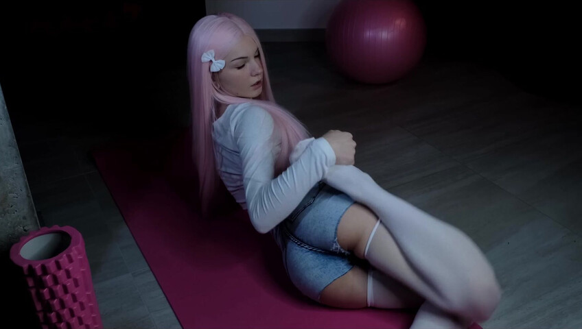 Soly ASMR – Sexy Yoga Time