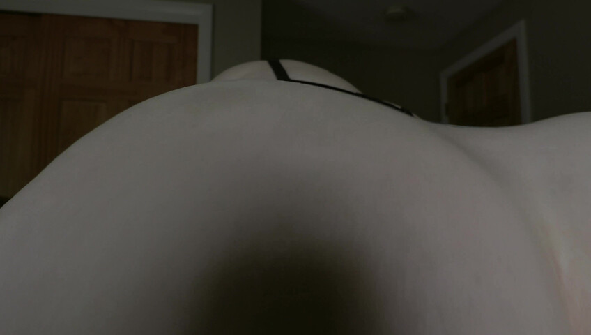 Bettie Bondage - Auntie Needs Attention