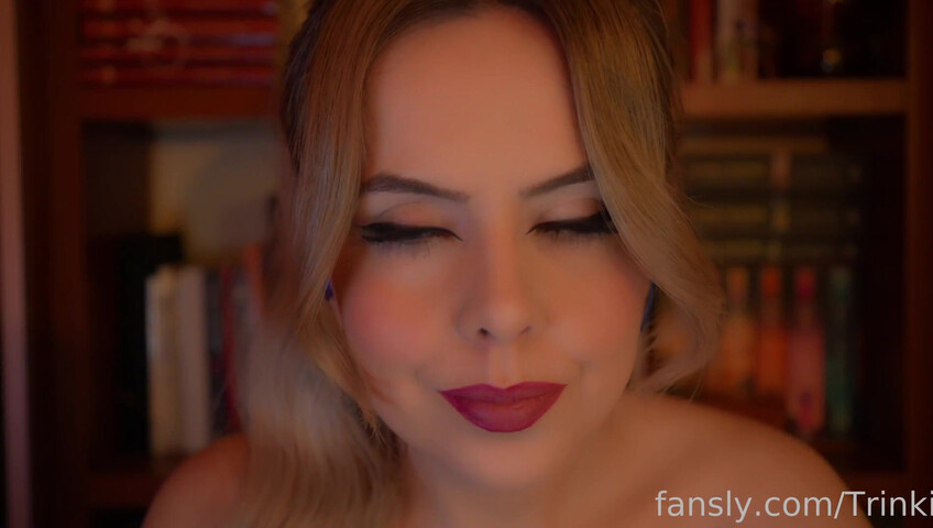Trinki ASMR – Sensual Licks & Soft Sucking