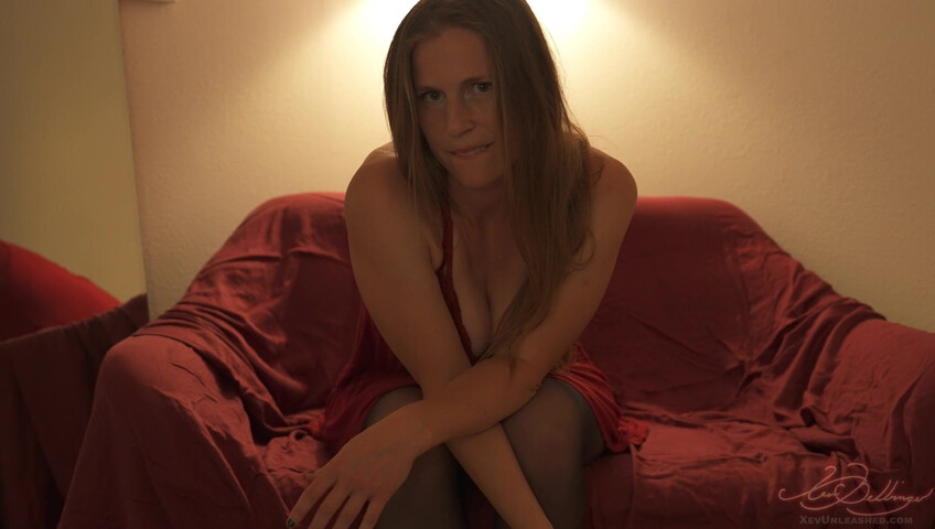 Xev Bellringer - 11 November 2025 - Completely Yours