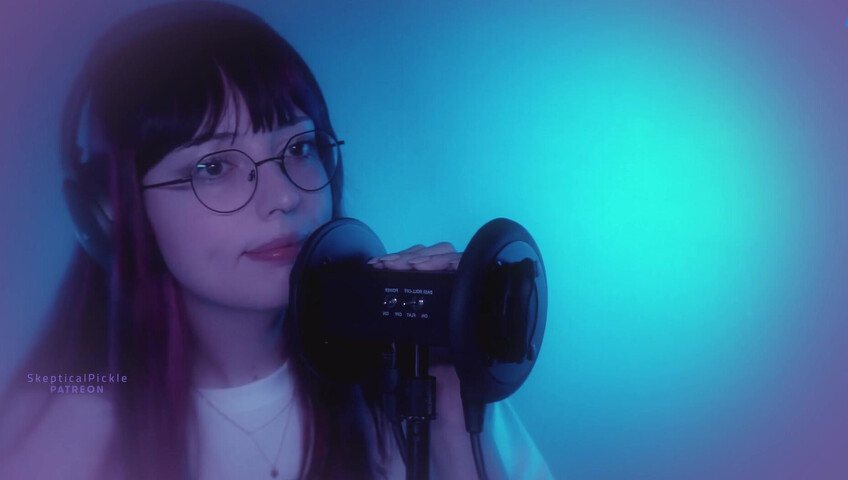 SkepticalPickle ASMR - 25 November 2025 - Aggressive Ear Slurping (Golden Tier)