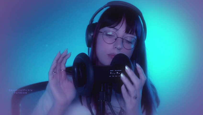 SkepticalPickle ASMR - 25 November 2025 - Aggressive Ear Slurping (Golden Tier)