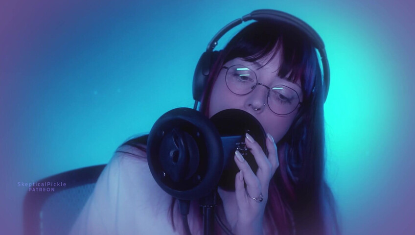 SkepticalPickle ASMR - 25 November 2025 - Aggressive Ear Slurping (Golden Tier)