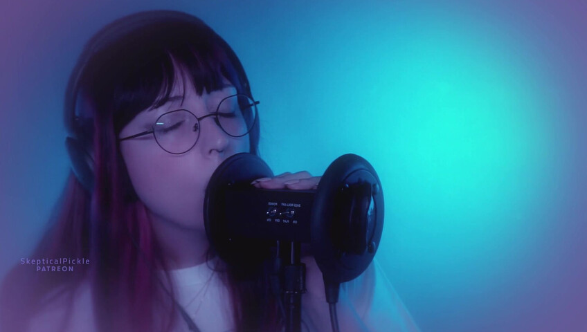 SkepticalPickle ASMR - 25 November 2025 - Aggressive Ear Slurping (Golden Tier)