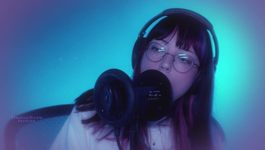 SkepticalPickle ASMR - 25 November 2025 - Aggressive Ear Slurping (Golden Tier)