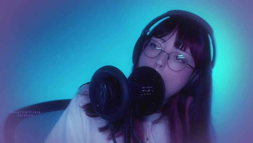 SkepticalPickle ASMR - 25 November 2025 - Aggressive Ear Slurping (Golden Tier)