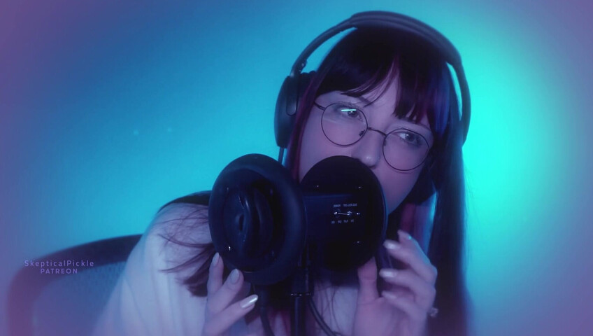 SkepticalPickle ASMR - 25 November 2025 - Aggressive Ear Slurping (Golden Tier)