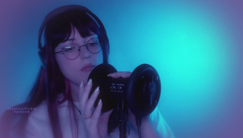 SkepticalPickle ASMR - 25 November 2025 - Aggressive Ear Slurping (Golden Tier)