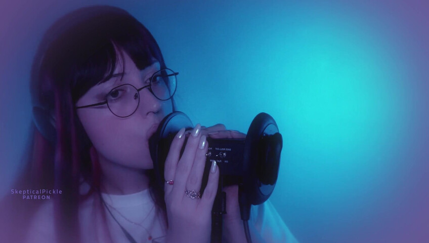 SkepticalPickle ASMR - 25 November 2025 - Aggressive Ear Slurping (Golden Tier)