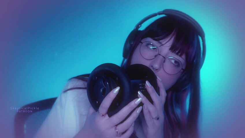 SkepticalPickle ASMR - 25 November 2025 - Aggressive Ear Slurping (Golden Tier)