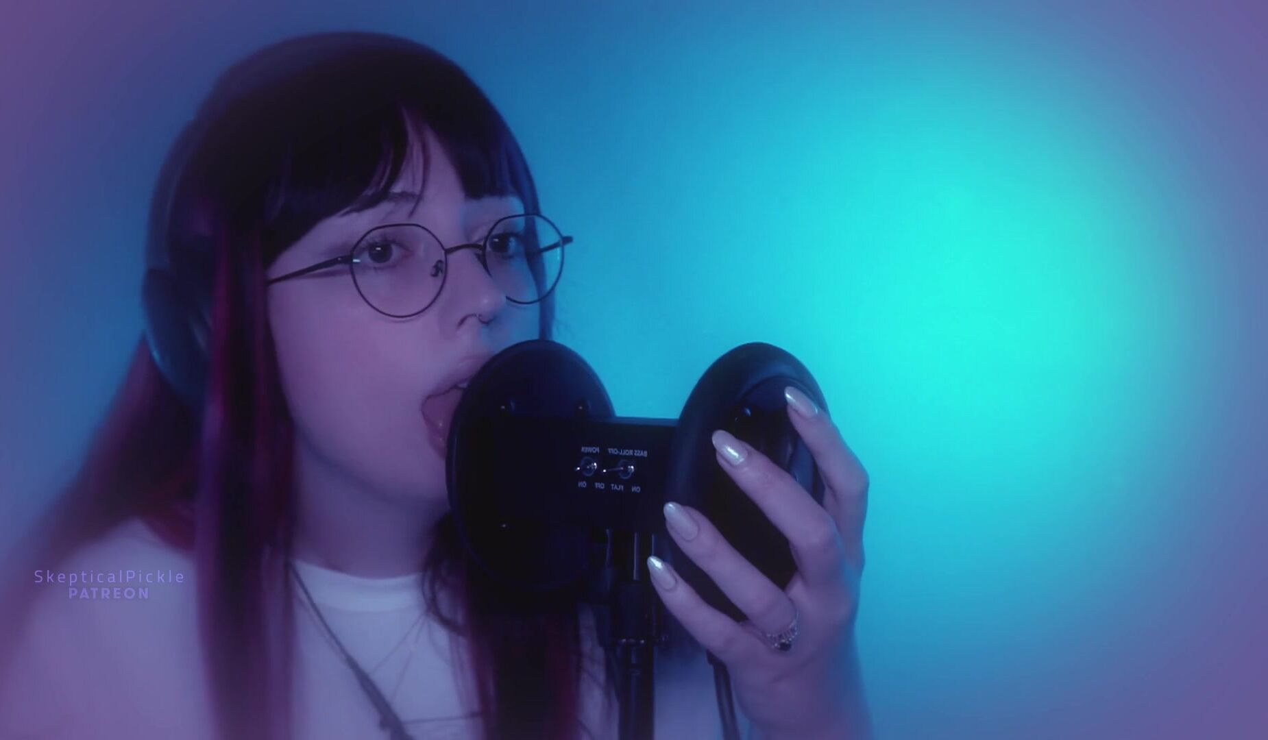 SkepticalPickle ASMR - 25 November 2025 - Aggressive Ear Slurping (Golden Tier)