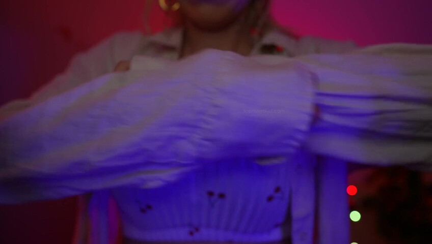 Soph Stardust ASMR - Breast Scratching & German Whispers for Your Pleasure