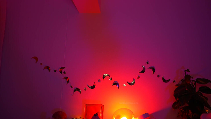 Soph Stardust ASMR - Breast Scratching & German Whispers for Your Pleasure