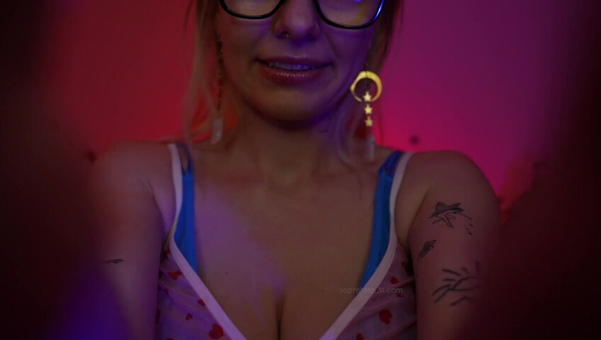 Soph Stardust ASMR - Breast Scratching & German Whispers for Your Pleasure