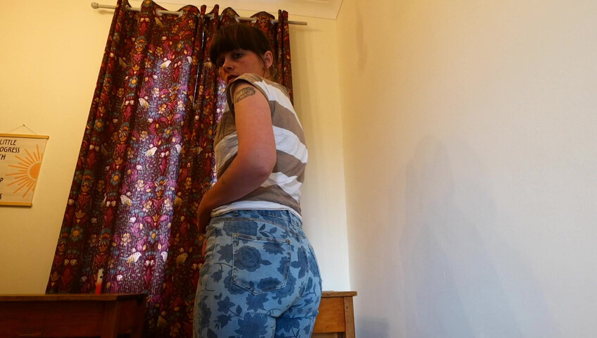 Sydney Harwin - Babysitter Reluctanty Calls You Daddy