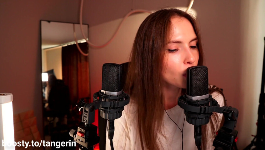 Tangerin ASMR - 16 Sep 2025 - Ear Licking - Kisses - Slurping
