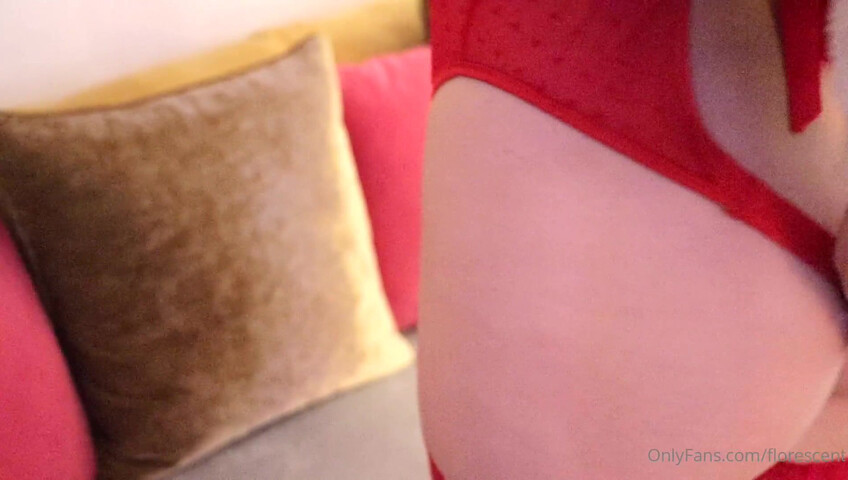 Florescent ASMR - 25 December 2025 - Christmas Day Present Opening With Your Girlfriend