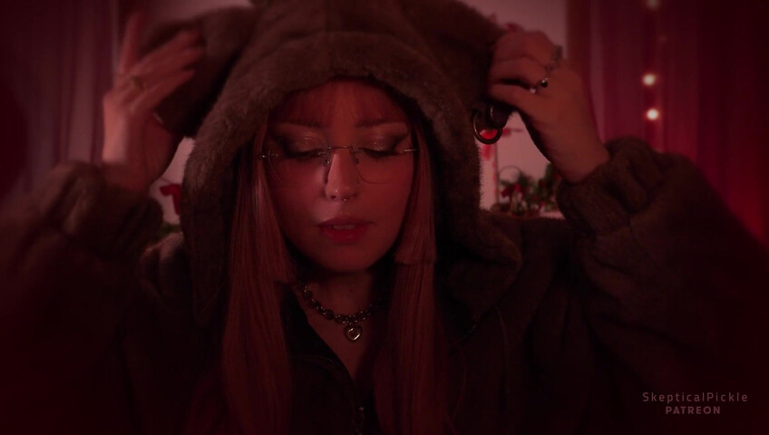 SkepticalPickle ASMR - 31 December 2025 - New Year, New Lens (Golden Tier)