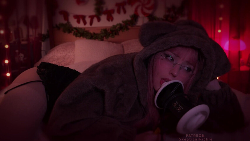 SkepticalPickle ASMR - 31 December 2025 - Ear Licking in Bed | Heart Beat & Breathing + More (Platinum)