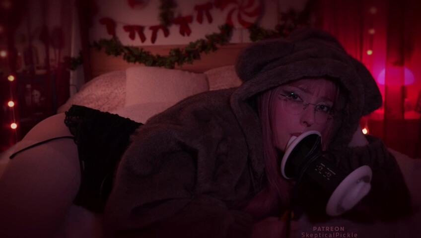 SkepticalPickle ASMR - 31 December 2025 - Ear Licking in Bed | Heart Beat & Breathing + More (Platinum)
