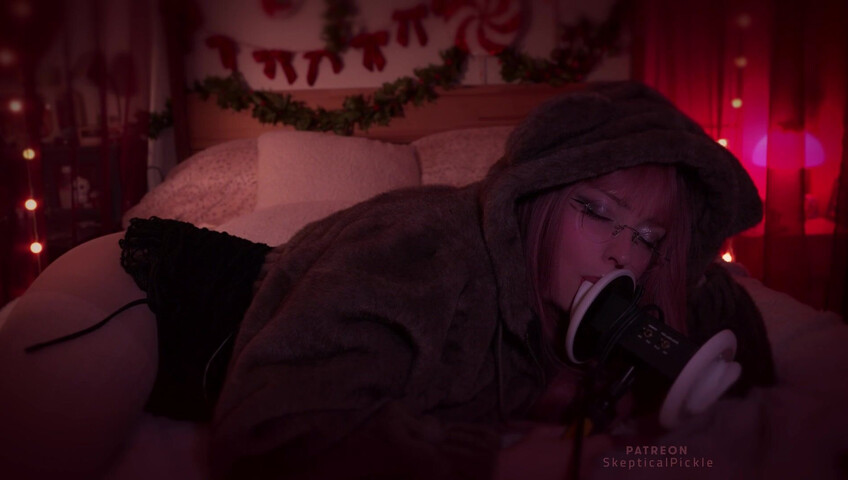 SkepticalPickle ASMR - 31 December 2025 - Ear Licking in Bed | Heart Beat & Breathing + More (Platinum)