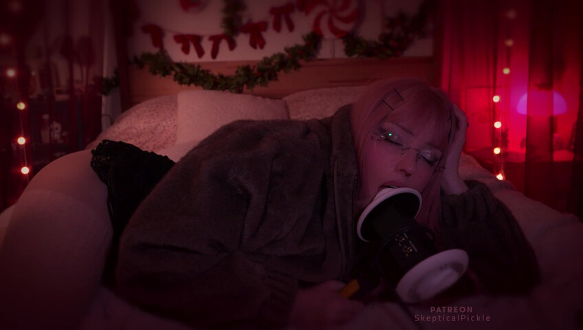 SkepticalPickle ASMR - 31 December 2025 - Ear Licking in Bed | Heart Beat & Breathing + More (Platinum)