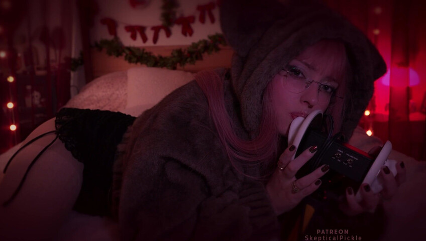 SkepticalPickle ASMR - 31 December 2025 - Ear Licking in Bed | Heart Beat & Breathing + More (Platinum)