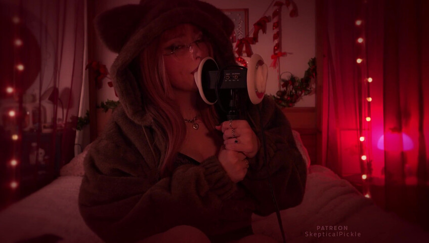 SkepticalPickle ASMR - 31 December 2025 - Ear Licking in Bed | Heart Beat & Breathing + More (Platinum)