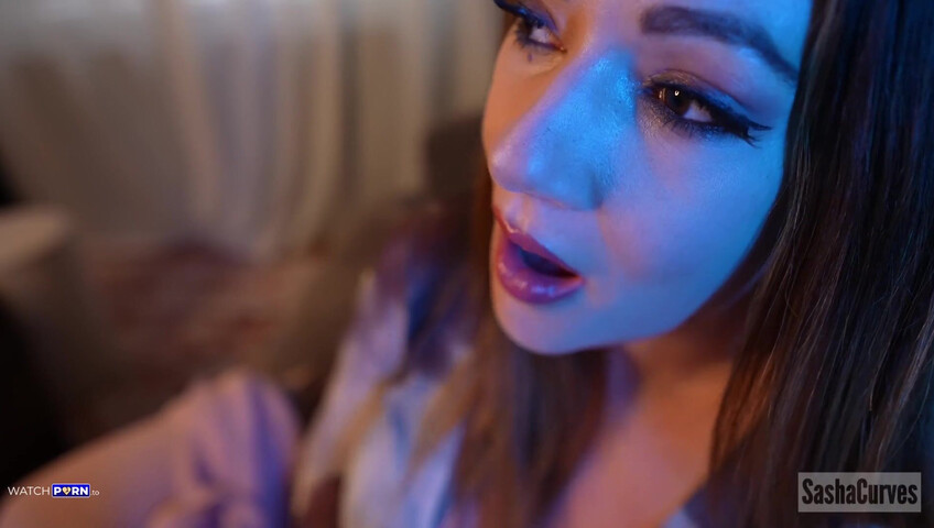 SashaCurves - Stepmom's StepTwin: 12 Days Of Christmas