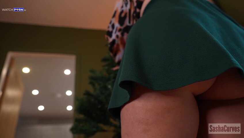 SashaCurves - Stepmom's StepTwin: 12 Days Of Christmas