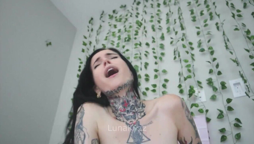 Luna Kyzz – step-Sons Cock is Bigger