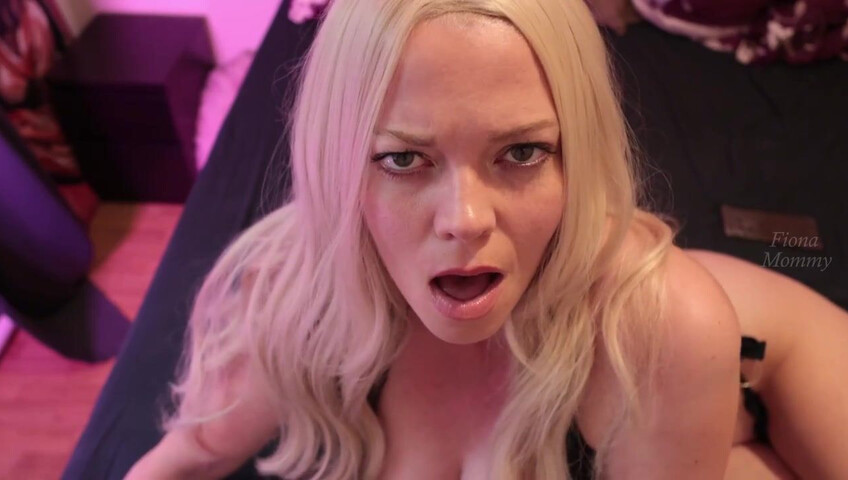 FionaMommy - Heatwave Hacks With stepMommy