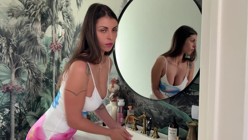 Nicole Belle - An illicit relationship  The movie