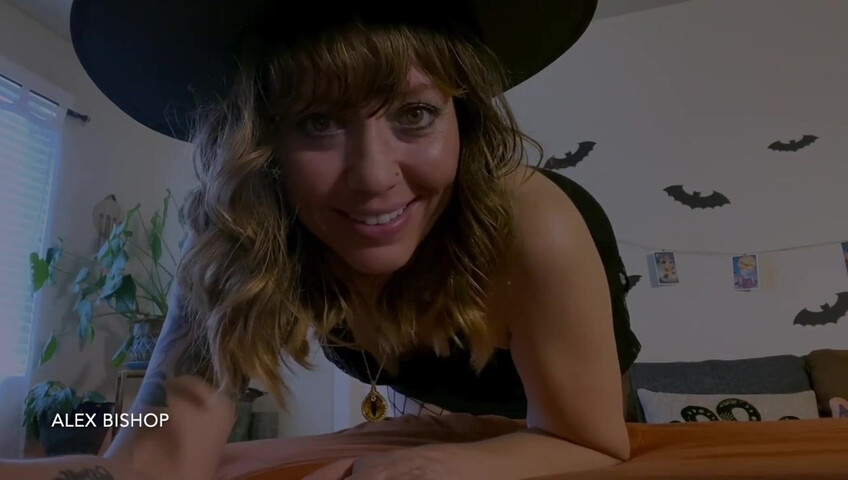 Alex Bishop – Halloween Cumpilation