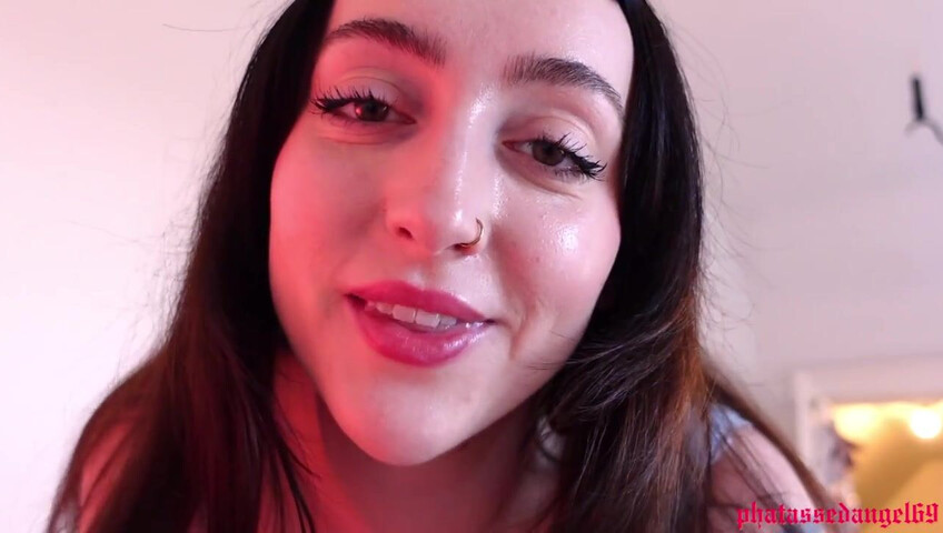 phatassedangel69 - The Roommate Share